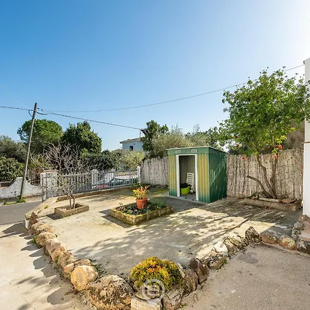 Angelica's Beachside Holiday home *